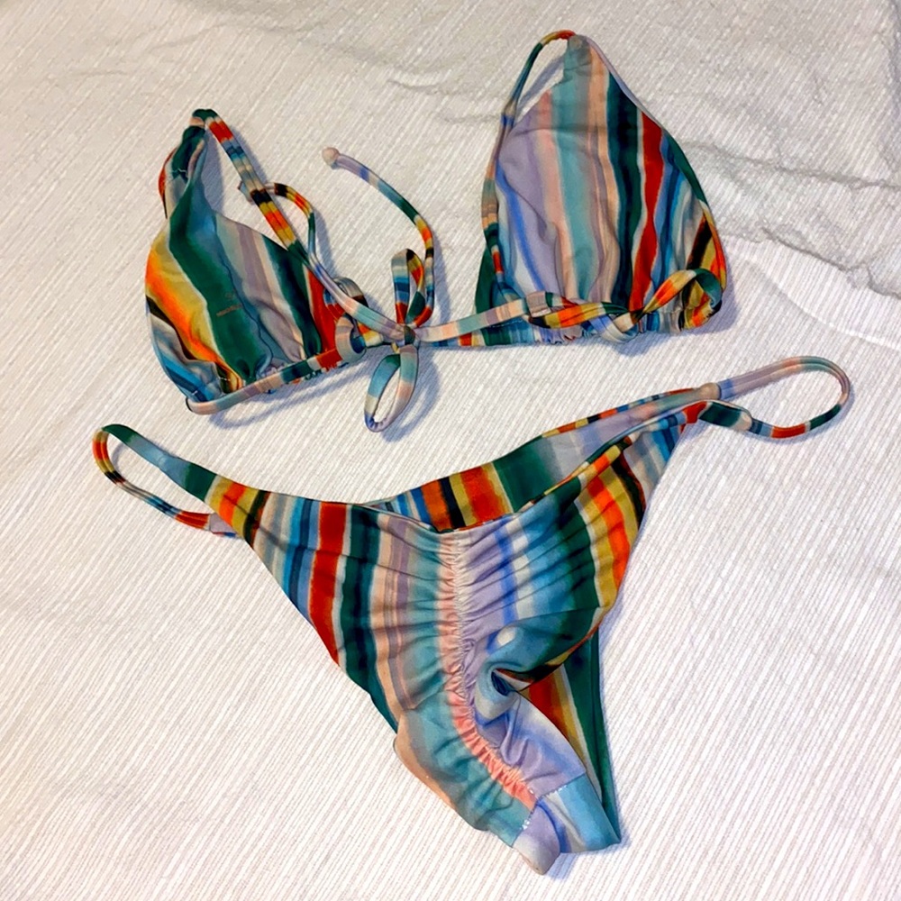 SOLD. Stone fox swim bikini set - Picture 2 of 5